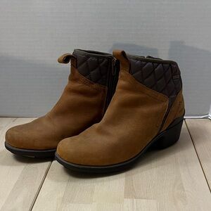 Merrell Brown Chateau Mid Ankle Waterproof Leather Outdoor Boots Women’s Sz 8.5